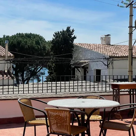 Familiar En Canyelles