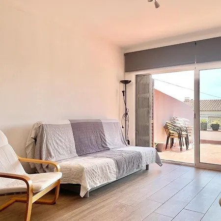 Apartment Familiar En Canyelles